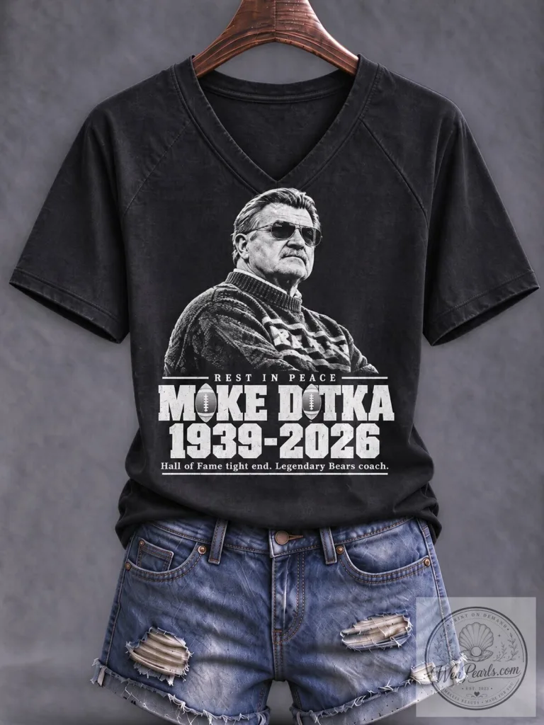 Mike Ditka Rest in Peace Hall of Fame Legendary Bears Coach T-Shirt 36 Mike Ditka Rest in Peace Hall of Fame Legendary Bears Coach T-Shirt