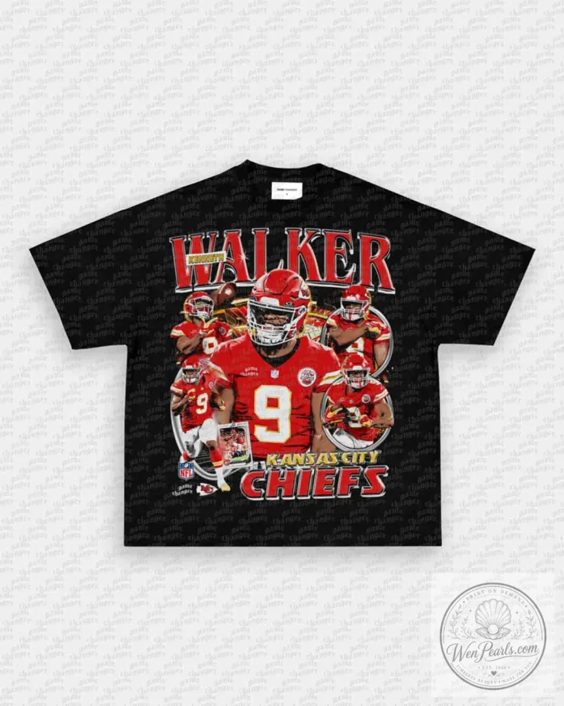 Patrick Mahomes Kansas City Chiefs Football Team T-Shirt 17 Patrick Mahomes Kansas City Chiefs Football Team T-Shirt